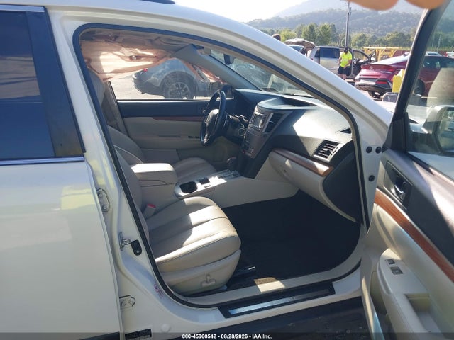 Aukcja sprzedaży 2014 Subaru Outback 2.5i Limited, vin: 4S4BRBLC0E3221325, numer aukcji: 45960542