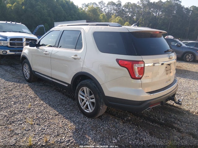 1FM5K8D88JGA52589 Ford EXPLORER XLT