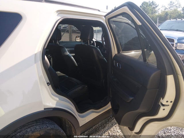 1FM5K8D88JGA52589 Ford EXPLORER XLT