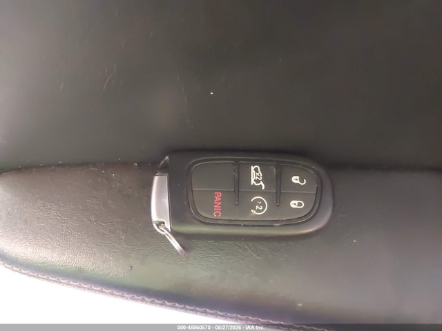 45960570 :رقم المزاد ، 1C4PJMDS3EW276238 vin ، 2014 Jeep Cherokee Limited مزاد بيع