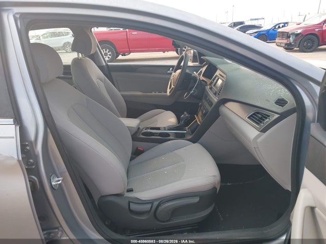 Продажа на аукционе авто 2015 Hyundai Sonata Sport, vin: 5NPE34AF3FH019919, номер лота: 45960583