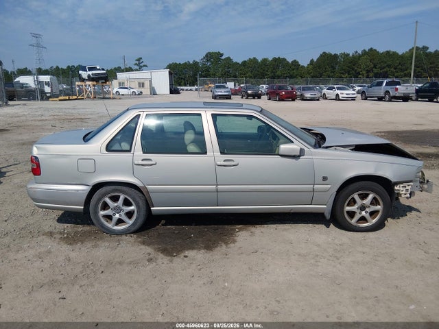 Продаж на аукціоні авто 2000 Volvo S70 Se, vin: YV1LS61J7Y2656739, номер лоту: 45960623