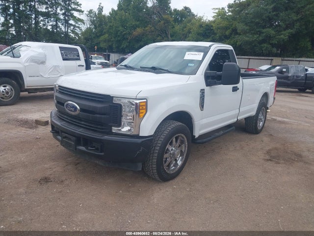 Ford F-250 Xl 2017 1FTBF2A61HED16866 Image 2