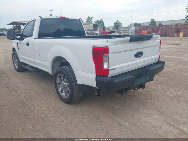 Ford F-250 Xl 2017 1FTBF2A61HED16866 Image 3