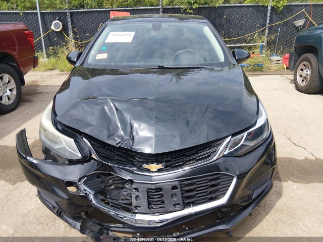 45960691 :رقم المزاد ، 1G1BE5SM1J7126117 vin ، 2018 Chevrolet Cruze Lt Auto مزاد بيع