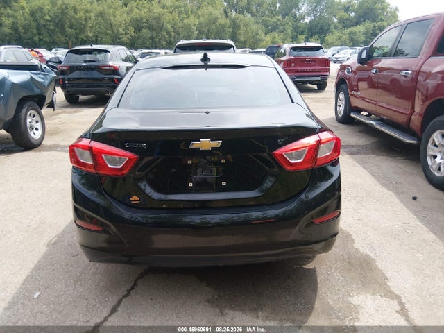 45960691 :رقم المزاد ، 1G1BE5SM1J7126117 vin ، 2018 Chevrolet Cruze Lt Auto مزاد بيع