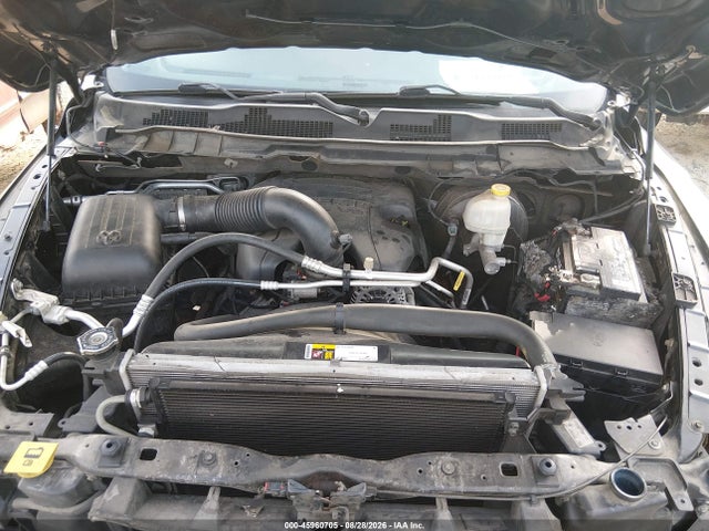 45960705 :رقم المزاد ، 1C6RR7NT7ES368624 vin ، 2014 Ram 1500 Laramie مزاد بيع