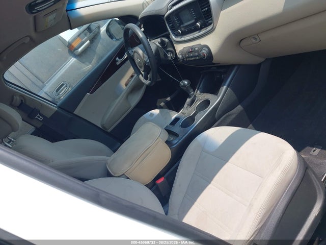 KIA Sorento 3.3l Lx 2017 5XYPGDA58HG187439 Image 5