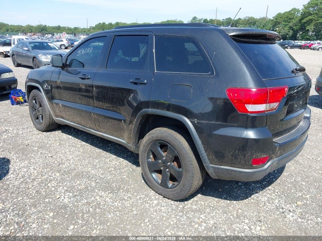 2011 Jeep Grand Cherokee Limited მანქანა იყიდება აუქციონზე, vin: 1J4RR5GG4BC584203, აუქციონის ნომერი: 45960831