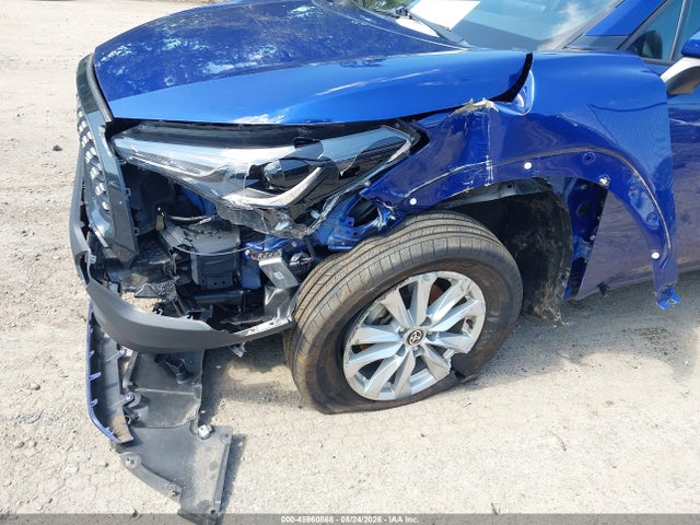 Aukcja sprzedaży 2024 Toyota Corolla Cross Le, vin: 7MUBAABG9RV111300, numer aukcji: 45960868