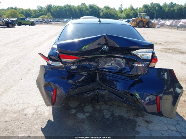 2022 Toyota Corolla Hybrid Le მანქანა იყიდება აუქციონზე, vin: JTDEAMDE3NJ055348, აუქციონის ნომერი: 45960900