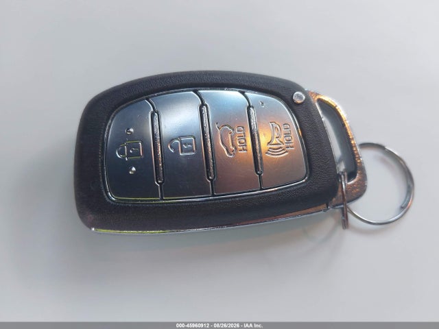 Продажа на аукционе авто 2017 Hyundai Tucson Limited, vin: KM8J3CA27HU393993, номер лота: 45960912