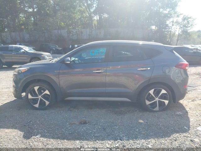 Продажа на аукционе авто 2017 Hyundai Tucson Limited, vin: KM8J3CA27HU393993, номер лота: 45960912