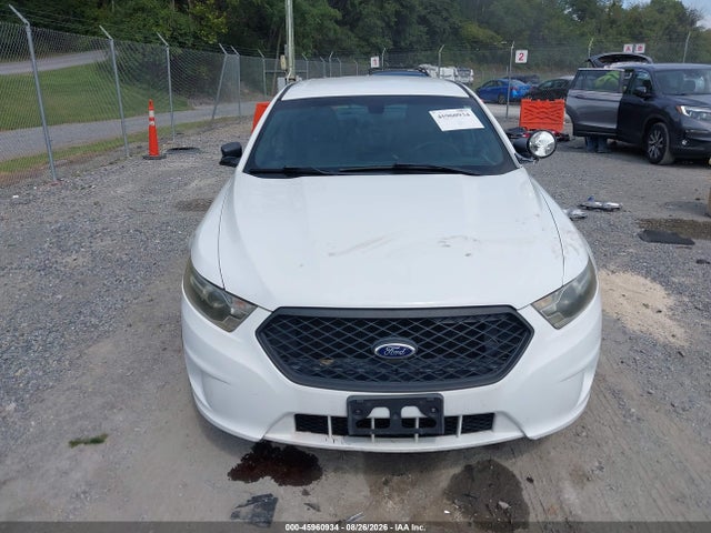 2015 Ford Police Interceptor მანქანა იყიდება აუქციონზე, vin: 1FAHP2MK7FG112063, აუქციონის ნომერი: 45960934