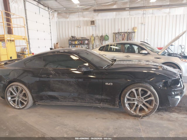45960992 :رقم المزاد ، 1FA6P8CF7M5134801 vin ، 2021 Ford Mustang Gt Premium Fastback مزاد بيع