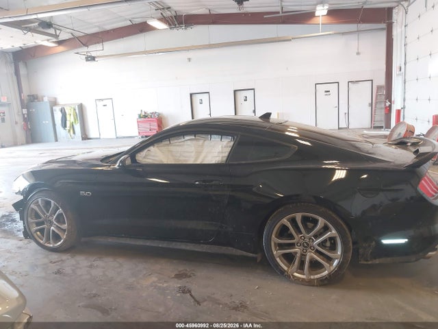 45960992 :رقم المزاد ، 1FA6P8CF7M5134801 vin ، 2021 Ford Mustang Gt Premium Fastback مزاد بيع