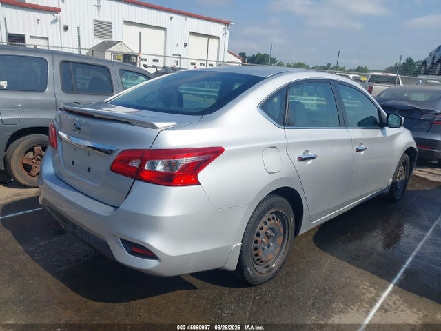 45960997 :رقم المزاد ، 3N1AB7AP8HY323073 vin ، 2017 Nissan Sentra S مزاد بيع