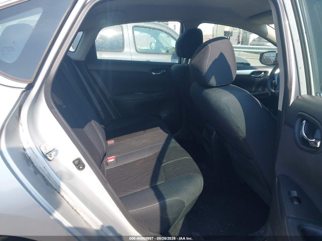 45960997 :رقم المزاد ، 3N1AB7AP8HY323073 vin ، 2017 Nissan Sentra S مزاد بيع