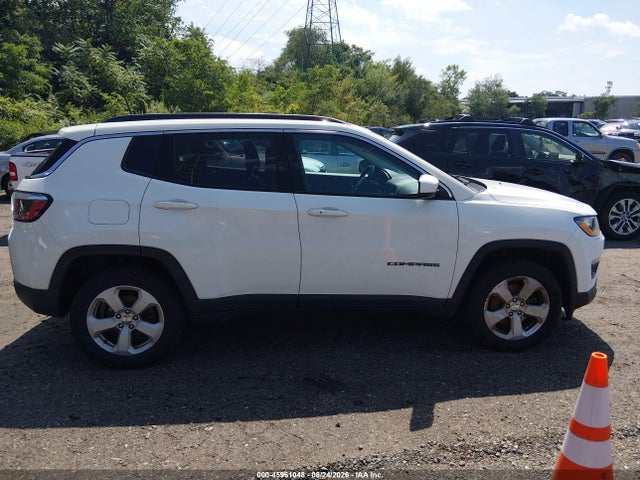 2018 Jeep Compass Latitude 4x4 მანქანა იყიდება აუქციონზე, vin: 3C4NJDBB6JT314054, აუქციონის ნომერი: 45961048