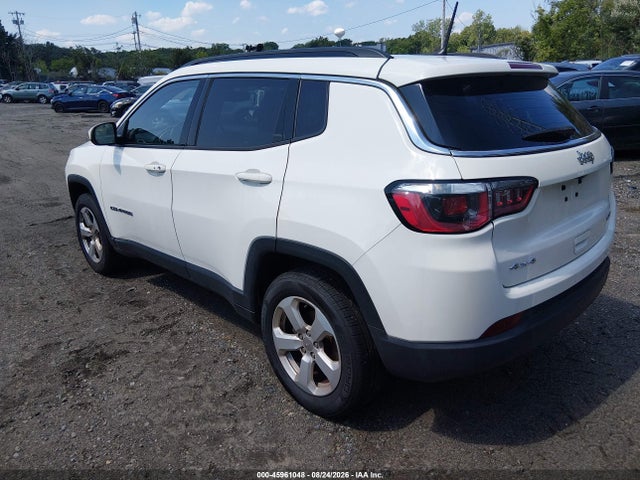 2018 Jeep Compass Latitude 4x4 მანქანა იყიდება აუქციონზე, vin: 3C4NJDBB6JT314054, აუქციონის ნომერი: 45961048