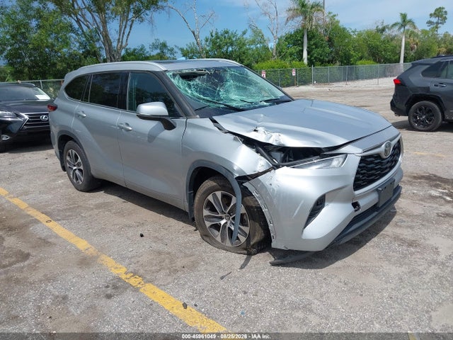 Продаж на аукціоні авто 2022 Toyota Highlander Xle, vin: 5TDGZRBH6NS199278, номер лоту: 45961049