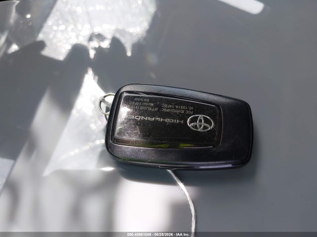 45961049 :رقم المزاد ، 5TDGZRBH6NS199278 vin ، 2022 Toyota Highlander Xle مزاد بيع