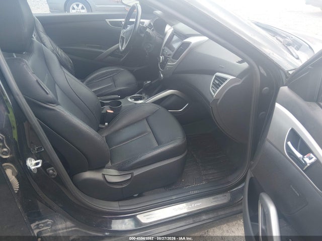2015 Hyundai Veloster Flex მანქანა იყიდება აუქციონზე, vin: KMHTC6AD4FU221008, აუქციონის ნომერი: 45961052