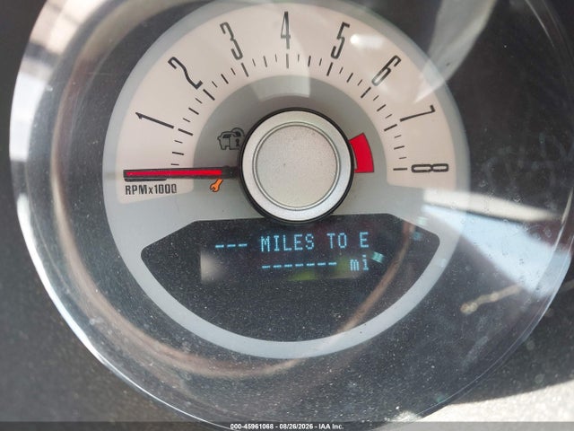 45961068 :رقم المزاد ، 1ZVBP8EM6B5141172 vin ، 2011 Ford Mustang V6 Premium مزاد بيع