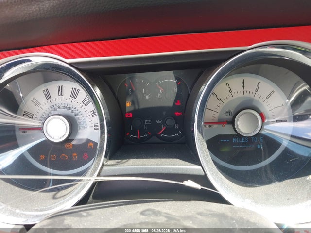 45961068 :رقم المزاد ، 1ZVBP8EM6B5141172 vin ، 2011 Ford Mustang V6 Premium مزاد بيع
