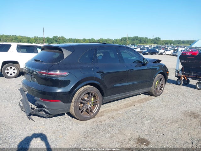 Продаж на аукціоні авто 2022 Porsche Cayenne E-hybrid Platinum Edition, vin: WP1AE2AY4NDA26038, номер лоту: 45961086