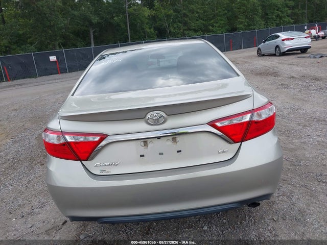45961095 :رقم المزاد ، 4T1BF1FK9FU924908 vin ، 2015 Toyota Camry Se مزاد بيع