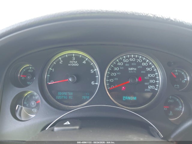 2009 Chevrolet Suburban 1500 Ls მანქანა იყიდება აუქციონზე, vin: 1GNFC16049R150479, აუქციონის ნომერი: 45961133