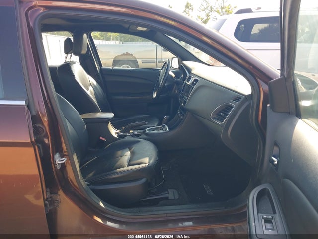 45961138 :رقم المزاد ، 1C3CCBCG5CN266652 vin ، 2012 Chrysler 200 Limited مزاد بيع