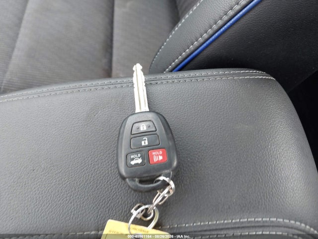 2019 Toyota Corolla Se მანქანა იყიდება აუქციონზე, vin: 2T1BURHE0KC136087, აუქციონის ნომერი: 45961164