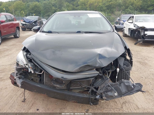 2019 Toyota Corolla Se მანქანა იყიდება აუქციონზე, vin: 2T1BURHE0KC136087, აუქციონის ნომერი: 45961164