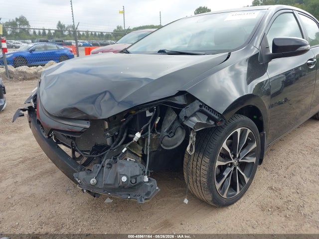 2019 Toyota Corolla Se მანქანა იყიდება აუქციონზე, vin: 2T1BURHE0KC136087, აუქციონის ნომერი: 45961164