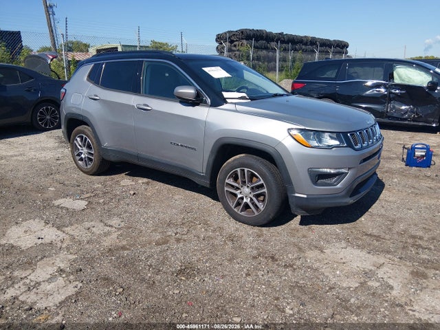 2018 Jeep Compass Latitude 4x4 მანქანა იყიდება აუქციონზე, vin: 3C4NJDBB9JT114883, აუქციონის ნომერი: 45961171