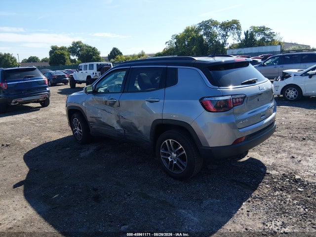2018 Jeep Compass Latitude 4x4 მანქანა იყიდება აუქციონზე, vin: 3C4NJDBB9JT114883, აუქციონის ნომერი: 45961171
