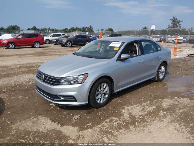 Aukcja sprzedaży 2018 Volkswagen Passat 2.0t R-line/2.0t S, vin: 1VWAA7A31JC022041, numer aukcji: 45961184