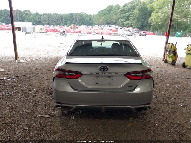 45961254 :رقم المزاد ، 4T1G11AK5NU499603 vin ، 2022 Toyota Camry Se Nightshade Edition مزاد بيع