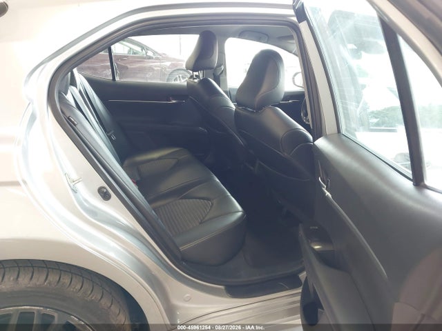 45961254 :رقم المزاد ، 4T1G11AK5NU499603 vin ، 2022 Toyota Camry Se Nightshade Edition مزاد بيع