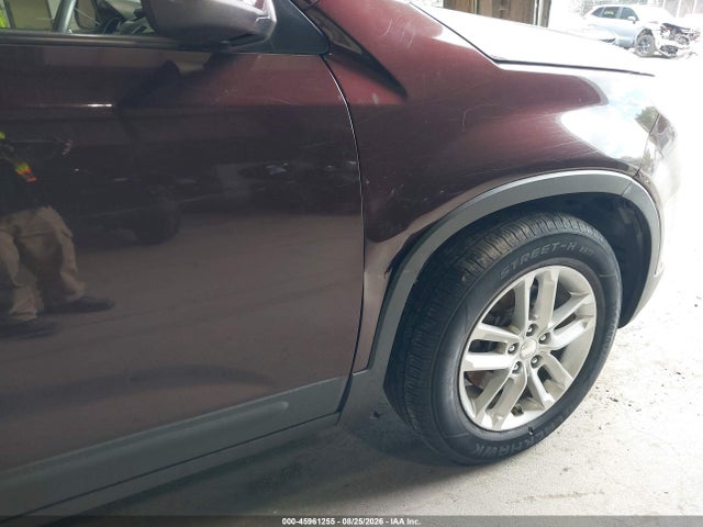 Продажа на аукционе авто 2014 Kia Sorento Lx, vin: 5XYKT3A62EG452022, номер лота: 45961255