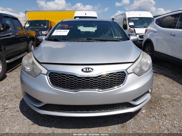 45961260 :رقم المزاد ، KNAFX4A63F5313505 vin ، 2015 Kia Forte Lx مزاد بيع