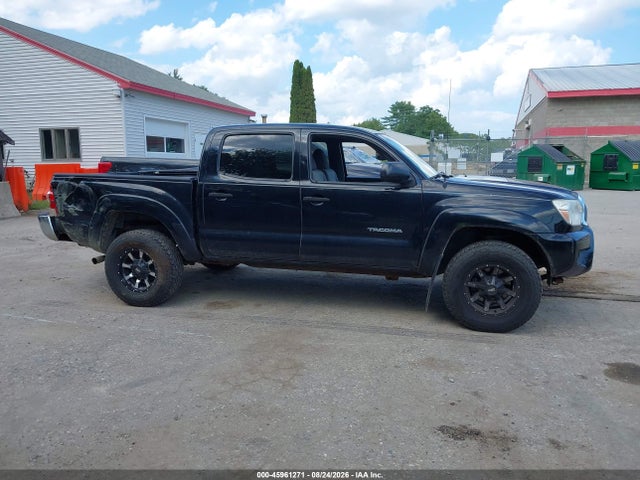 2013 Toyota Tacoma Double Cab მანქანა იყიდება აუქციონზე, vin: 3TMLU4EN8DM106132, აუქციონის ნომერი: 45961271