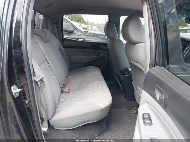 2013 Toyota Tacoma Double Cab მანქანა იყიდება აუქციონზე, vin: 3TMLU4EN8DM106132, აუქციონის ნომერი: 45961271