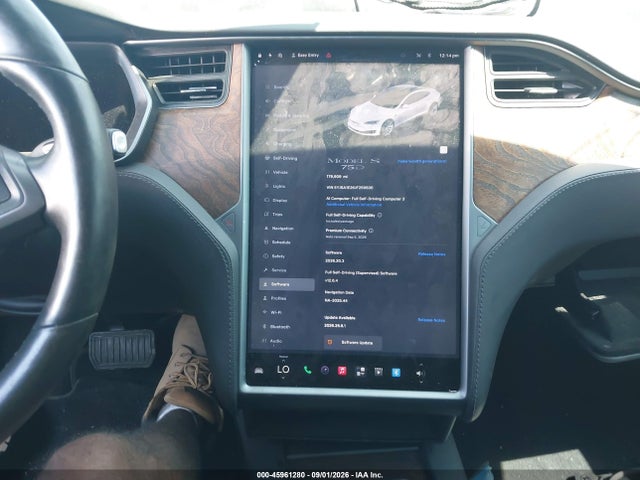 45961280 :رقم المزاد ، 5YJSA1E26JF259505 vin ، 2018 Tesla Model S 100d/75d/p100d مزاد بيع