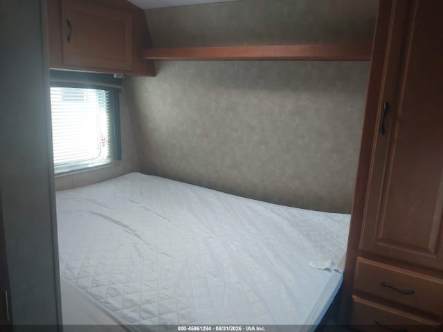 Продажа на аукционе авто 2012 Forest River Shockwave Mx Toy Hau, vin: 4X4TSHW2XCC001409, номер лота: 45961284