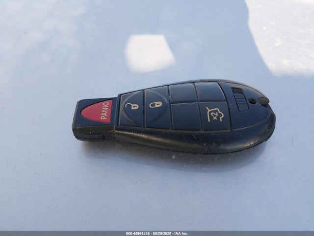 2010 Jeep Commander Sport მანქანა იყიდება აუქციონზე, vin: 1J4RH4GK8AC162192, აუქციონის ნომერი: 45961286