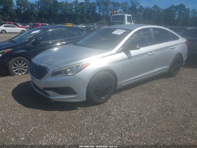 45961289 :رقم المزاد ، 5NPE24AF3FH165563 vin ، 2015 Hyundai Sonata Se مزاد بيع
