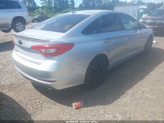 45961289 :رقم المزاد ، 5NPE24AF3FH165563 vin ، 2015 Hyundai Sonata Se مزاد بيع